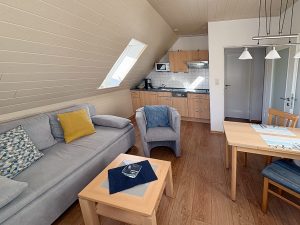 Wohnraum mit Küchenzeile